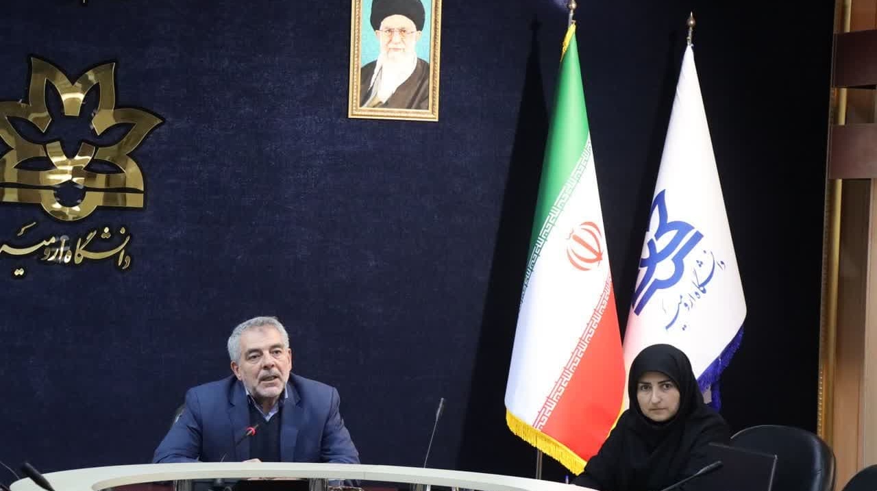 نشست صمیمی معاونت فرهنگی و دانشجویی دانشگاه ارومیه با دبیران انجمن‌های علمی‌دانشجویی