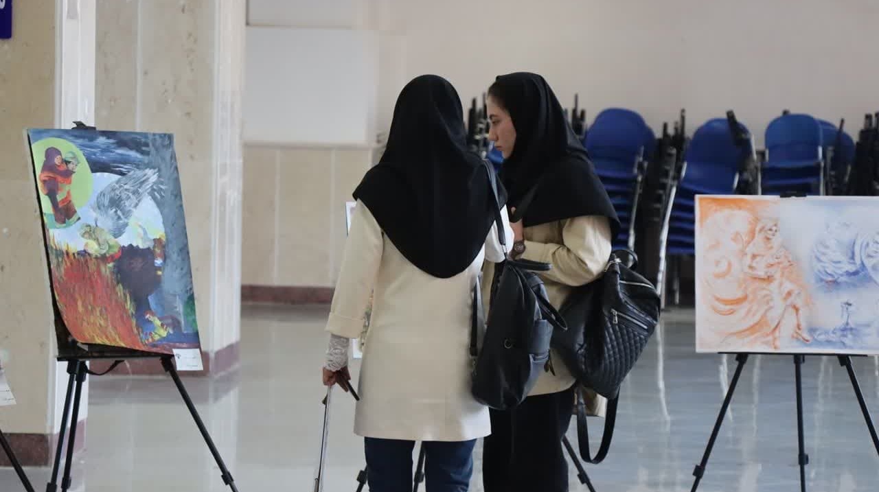نـمایشگاه نقاشـی با موضوع ایــثــار