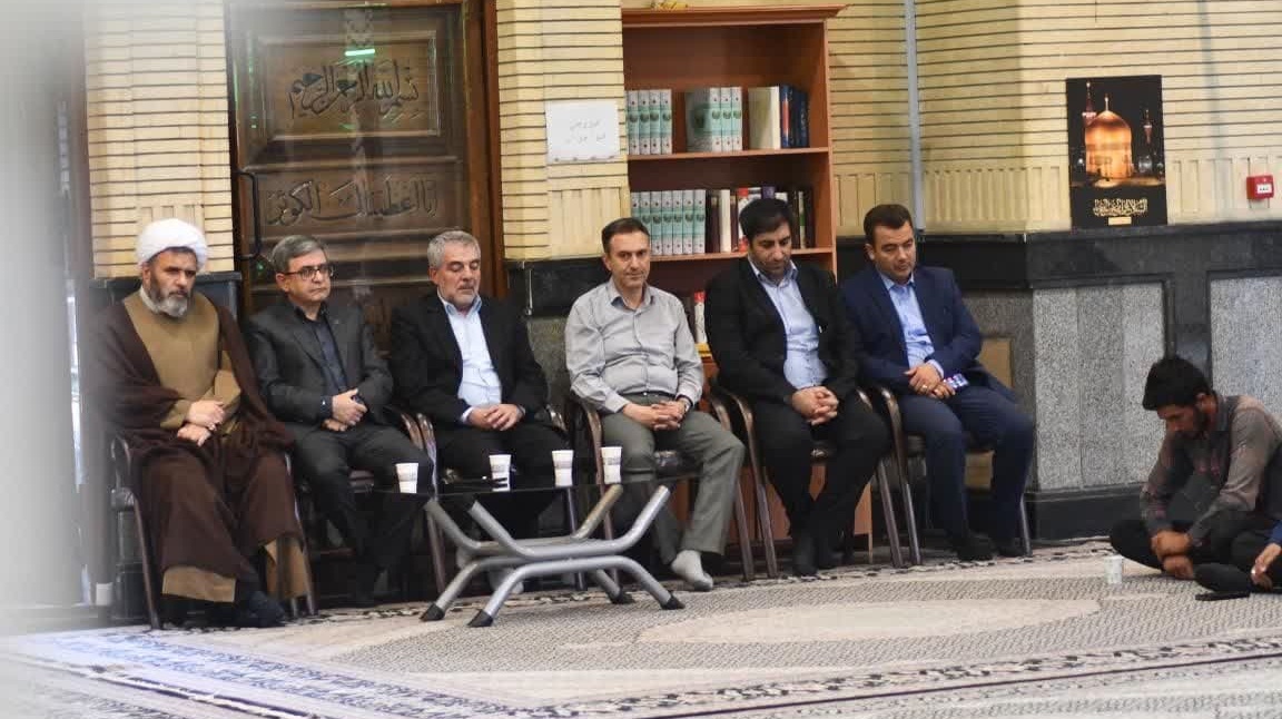 مراسم گرامیداشت چهلم شهیدجمهور و شهدای خدمت در مسجد دانشگاه ارومیه