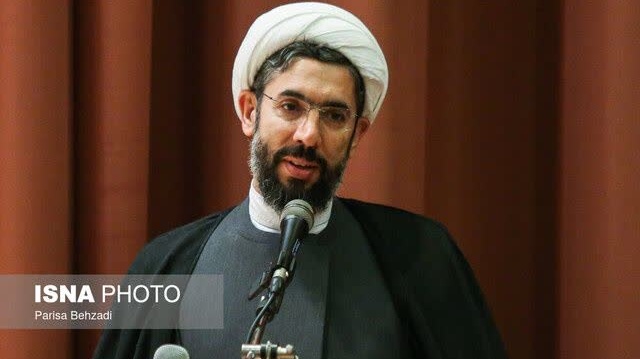 آغاز ثبت‌نام در بیست و هفتمین دوره ازدواج دانشجویی از ۵ آبان/ یکی از زوج‌های متقاضی باید دانشجو باشد