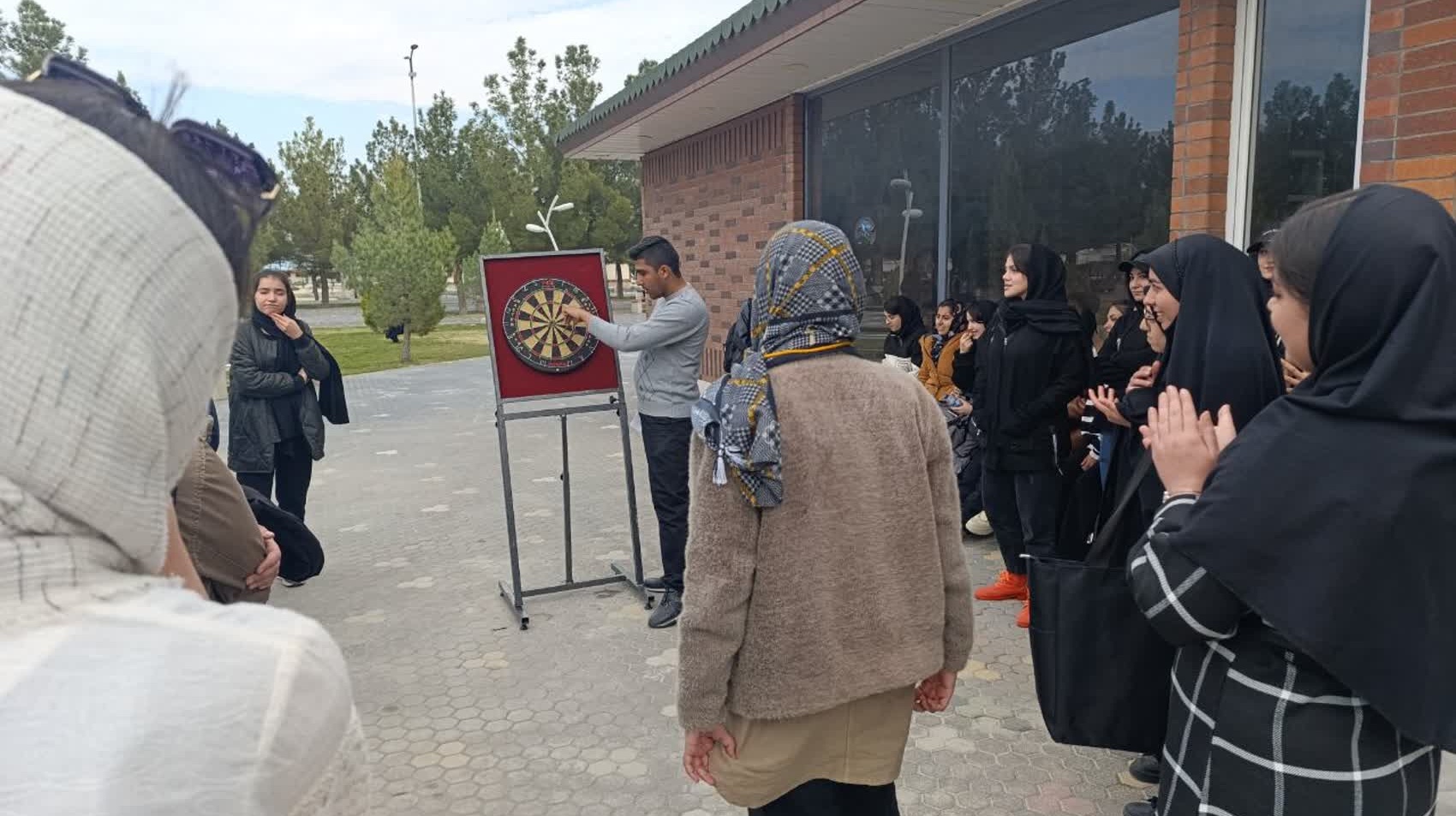 اردوی تفریحی محیط زیستی دهکده توریستی چی چست