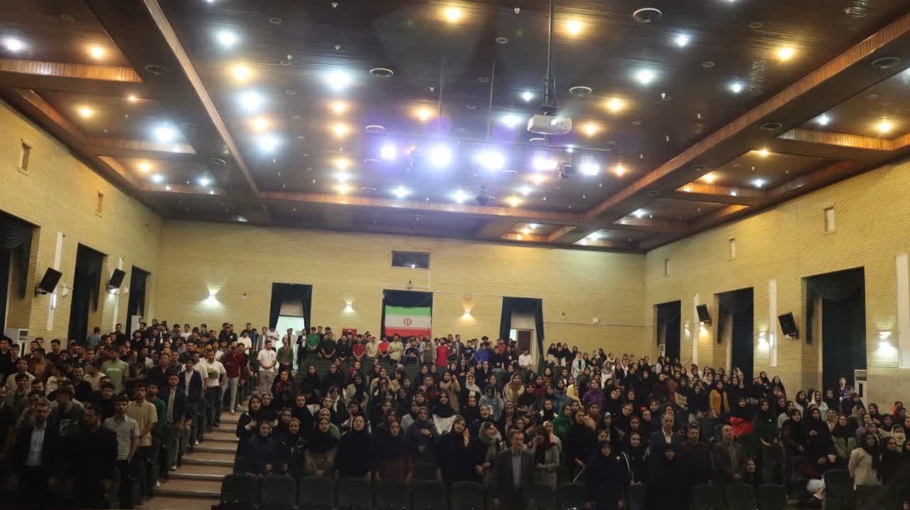 اختتامیه هفتمین جشنواره درون‌دانشگاهی رویش در دانشگاه ارومیه برگزار شد