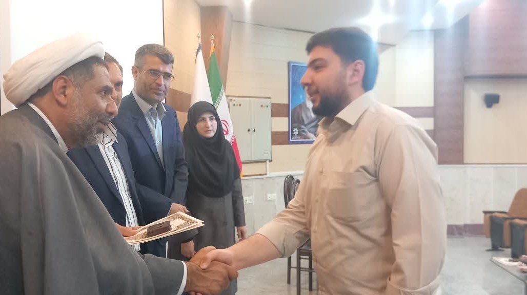 اختتامیه سی و نهمین جشنواره سراسری قرآن و عترت در دانشگاه ارومیه برگزار شد.